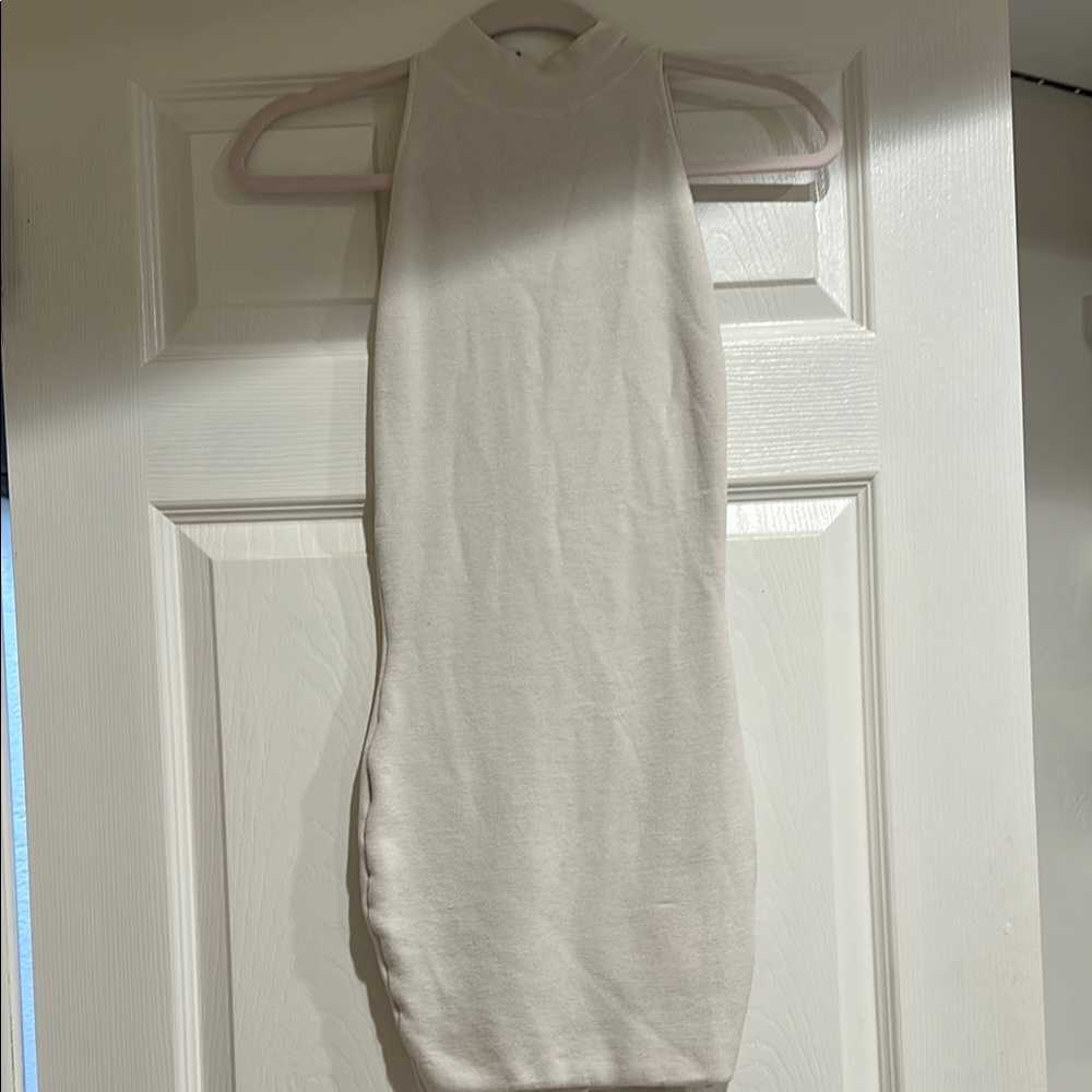 Chic Cream Sleeveless Dress